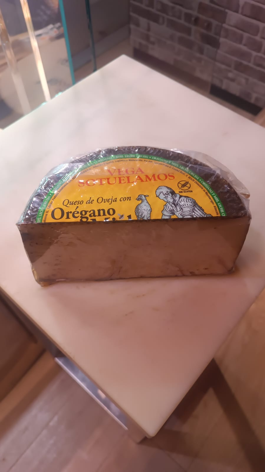 Queso Curado de Orégano y Miel Vega Sotuelamos